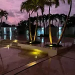 Beautiful Beach Apartment